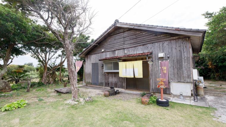 「伝泊」海亀ビーチの宿
