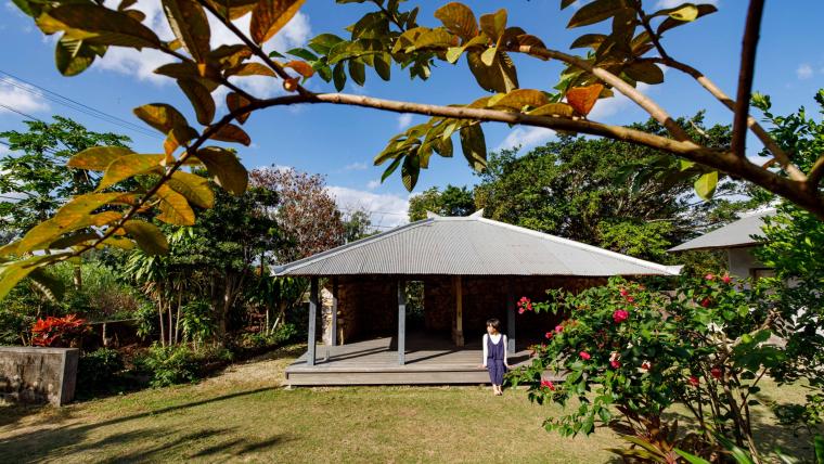 鹿児島県天城町「伝泊」サンゴ石小屋のある宿