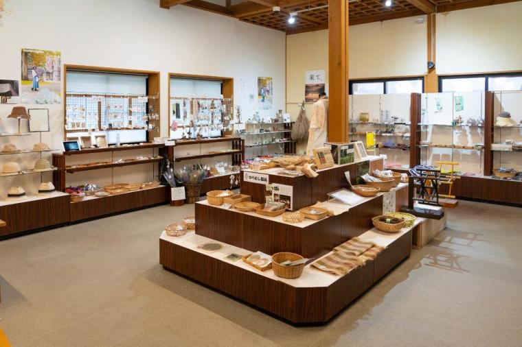 道の駅 からむし織の里しょうわ