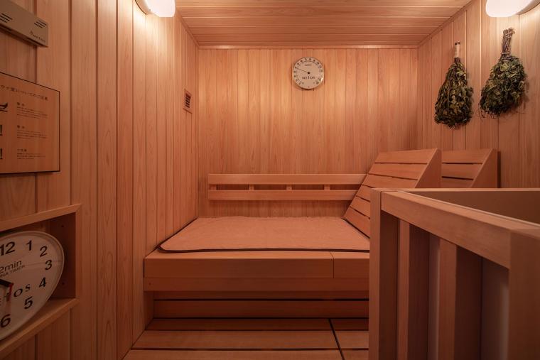 檜蒸（hijo）のサウナ室