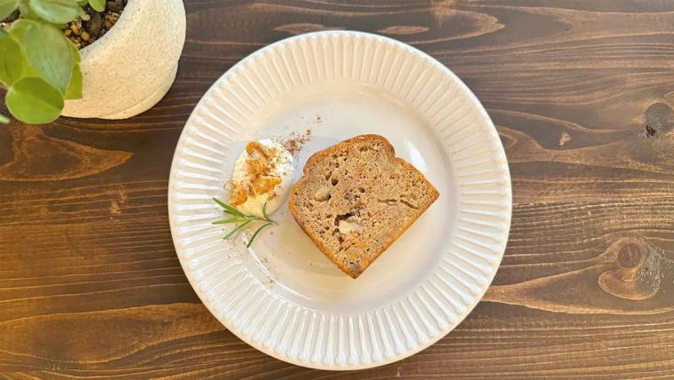 緑いっぱいのカフェで手作りパンのランチ【Bloom Note】富山市の花屋さん＆カフェ