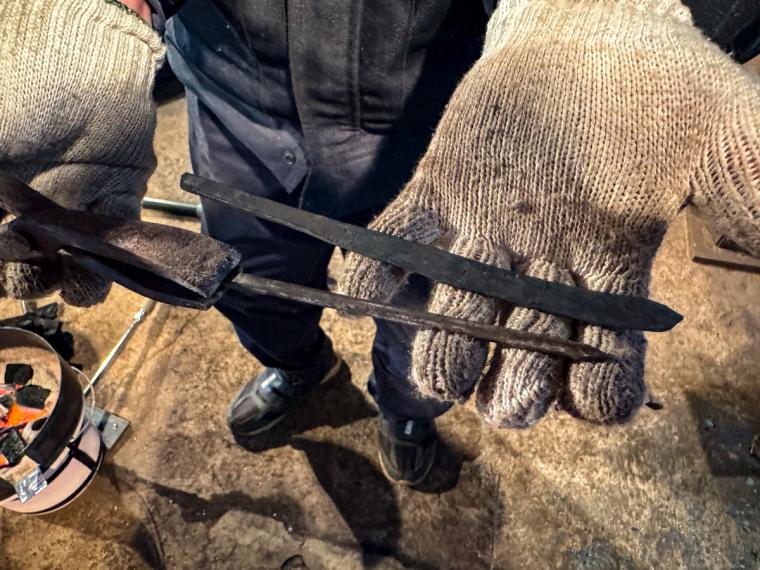 鳥取県日野町、鍛冶体験ができるたたらの里の鍛冶工房へ