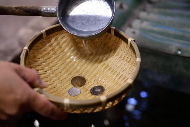 銭洗弁財天宇賀福神社