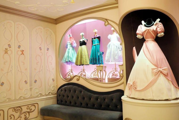 待望の復活！東京ディズニーランドに戻ってきた「ビビディ・バビディ・ブティック」へ