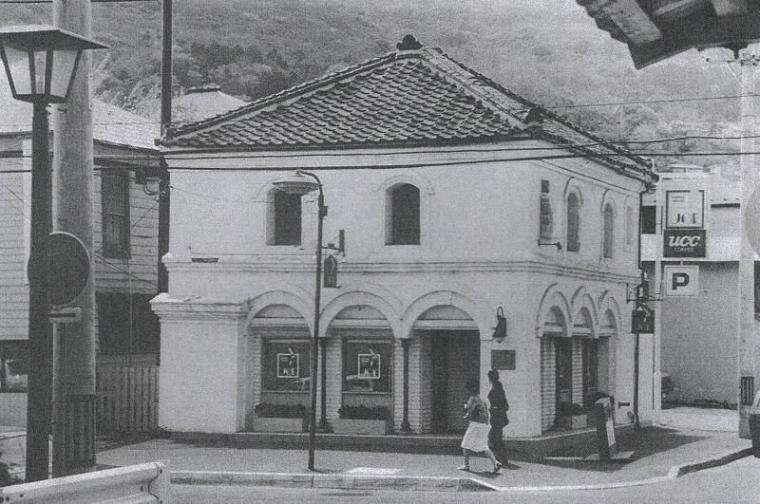 一棟貸しの宿に生まれ変わった稀少な明治建築。【ちょっと中を覗きたい…函館リノベ宿】