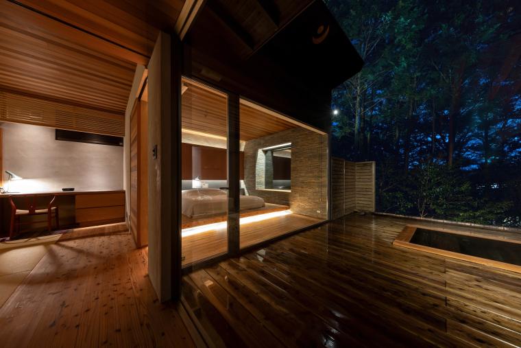 「奥武雄温泉 風の森」風 kaze（檜露天）