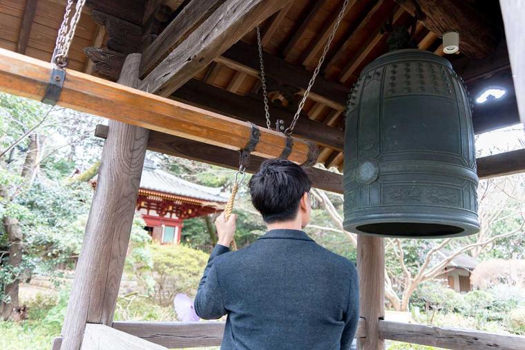 鐘つき体験