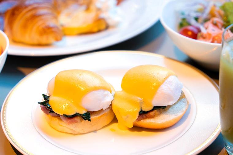 エッグベネディクト