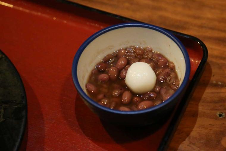 沖縄料理店で炒飯？！沖縄の伝統と現代のアレンジが融合「島唄と地料理 とぅばらーま」（那覇市）