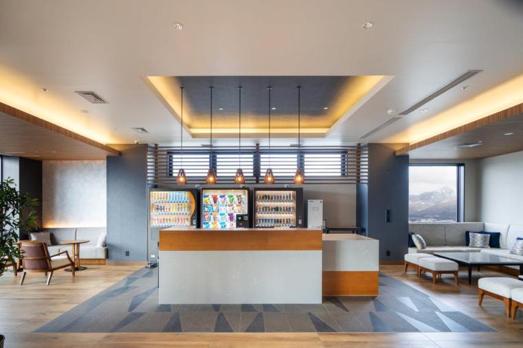 コスパ抜群のデザイナーズホテル「アクアホテルプレミアム」で週末旅行  