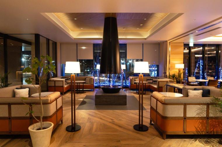 コスパ抜群のデザイナーズホテル「アクアホテルプレミアム」で週末旅行  