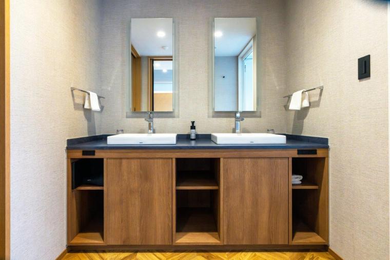 コスパ抜群のデザイナーズホテル「アクアホテルプレミアム」で週末旅行  