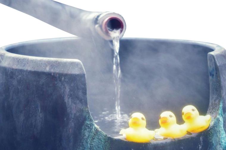 銀山温泉（ぎんざんおんせん）