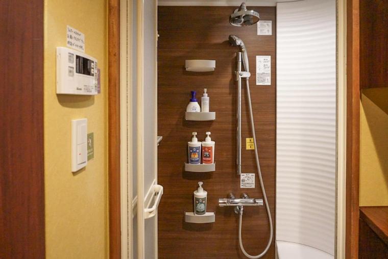 ねこ浴場＆ねこ旅籠保護猫カフェネコリパブリック大阪