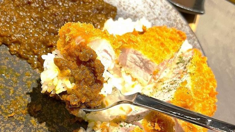 唯一無二のカツカレー！極上の熟成トンカツに「元カレー屋」のこだわりルーで至福のマリアージュが完成【彩の街角ネクストフォーカス】