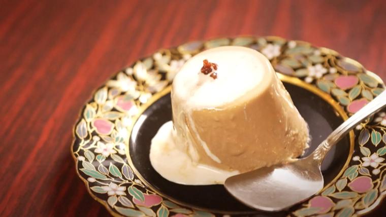 鉄道模型が走る富山の“飲み鉄”喫茶店【珈琲駅 ブルートレイン】