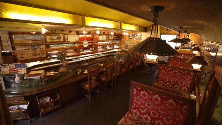 鉄道模型が走る富山の“飲み鉄”喫茶店【珈琲駅 ブルートレイン】