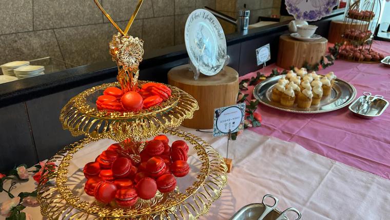 かわいすぎ！「不思議の国のアリス」の世界で春限定のいちごスイーツビュッフェ【ANAクラウンプラザホテル富山】