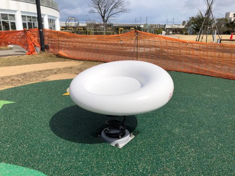 あの空き地でドラえもんやのび太に出会える【高岡おとぎの森公園】五感を刺激するインクルーシブ遊具も充実