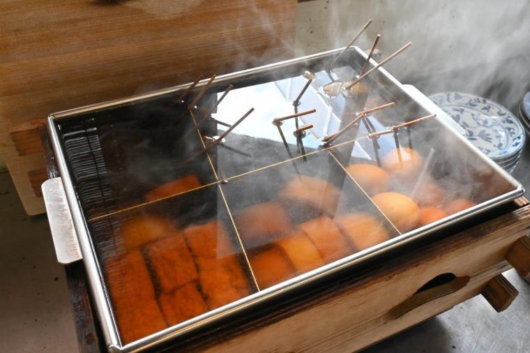 開店前から行列ができる人気店「手打ちうどん まるしん」香美市