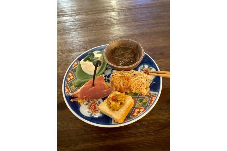 那覇の隠れた名店「Felice」のおつまみとお酒が最高すぎる件～キャンヒロユキの「とー、飲み歩きやってみよう」～