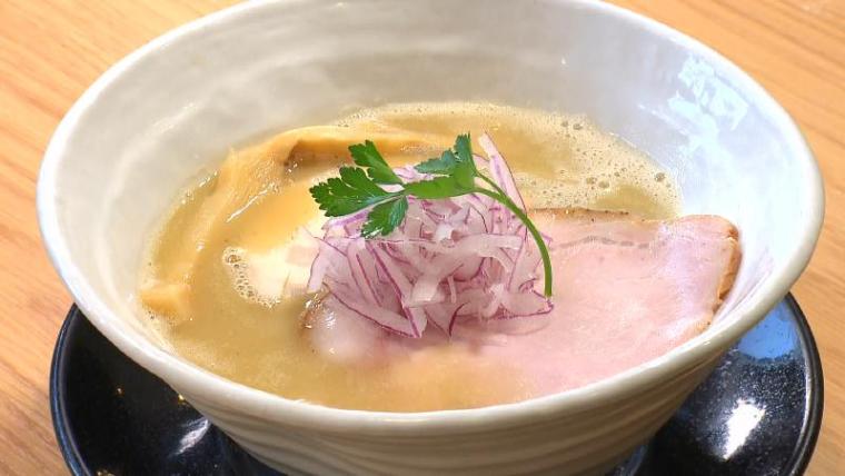 【静岡県静岡市・麺や厨】県内トップクラスの人気店で「うっ鶏そば」 春には新展開“フードホール”