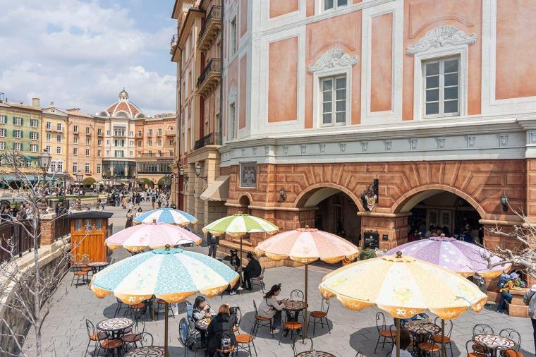 ダッフィー誕生から20周年をお祝い！東京ディズニーシー「ダッフィー&フレンズ20周年：カラフルハピネス」