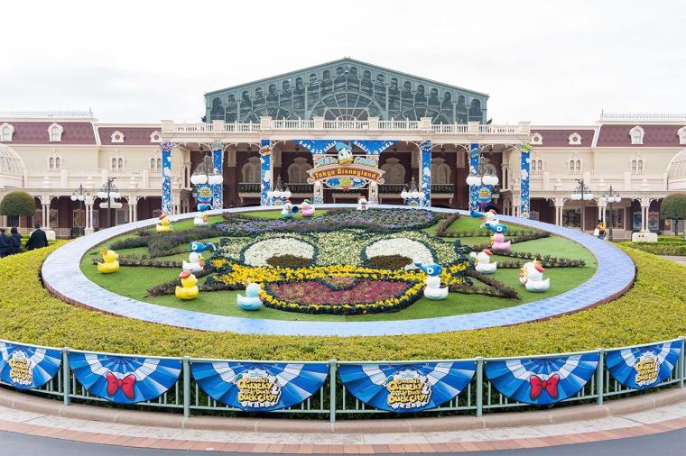 東京ディズニーランド「ドナルドのクワッキー・ダック！ダック！ダックシティ！」