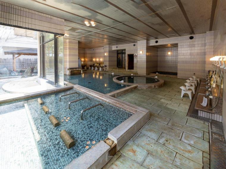 「亀の井ホテル 日光湯西川」がオールインクルーシブに！囲炉裏料理と温泉で元気がみなぎる滞在を 