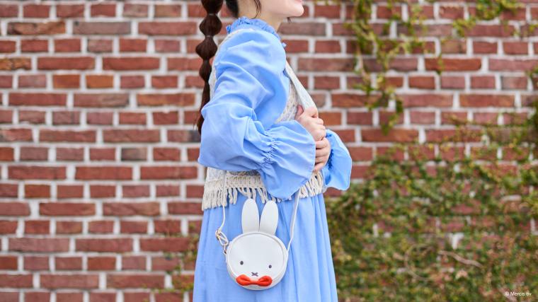 「Miffy Wonder Square」ポシェット