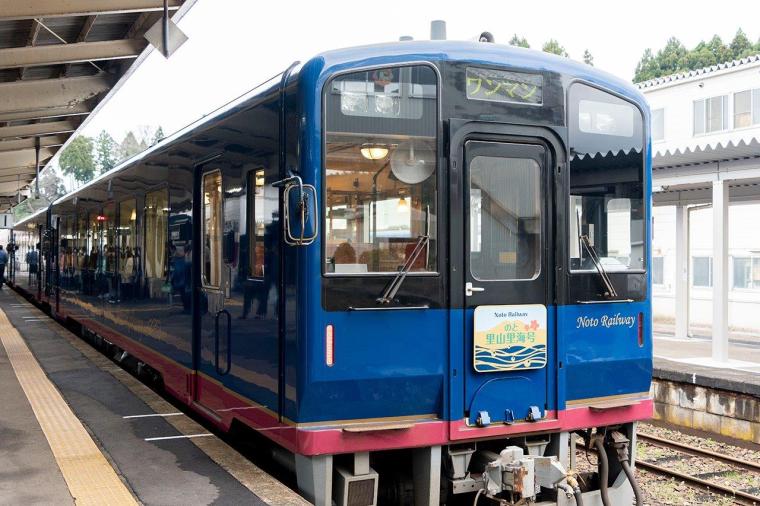 震災語り部観光列車