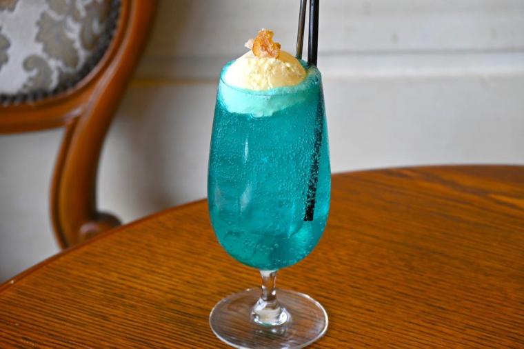 高知城を眺めながら龍馬のコーヒーを楽しむ♪『珈琲館イストワール』