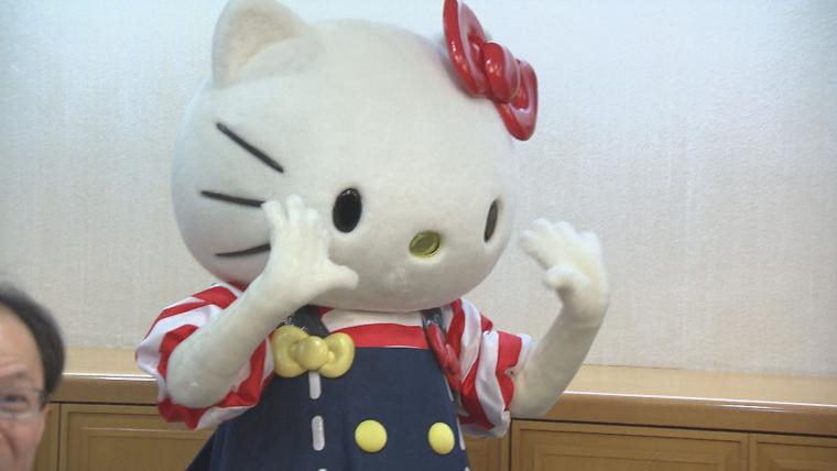 「大分ハローキティ空港」誕生へ 万博にあわせて大分空港で