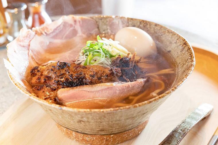 2025年まだ見ぬ”沖縄そば”を発見！？名店そば屋TOP30を一挙ご紹介