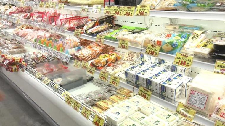 【静岡県静岡市・エムエムフーズ】客「隠れた名店だ」やたら肉がすごいローカルスーパー 名物は 100 円焼きそば