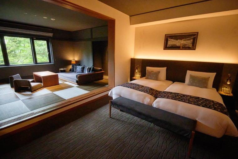 bar hotel 箱根香山