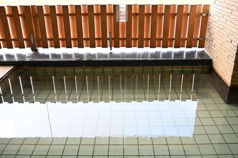 高知市鷹匠町「三翠園」高知城のお膝元 温泉旅館の天然温泉で寛ぐ