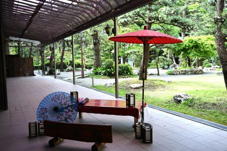 高知市鷹匠町「三翠園」高知城のお膝元 温泉旅館の天然温泉で寛ぐ