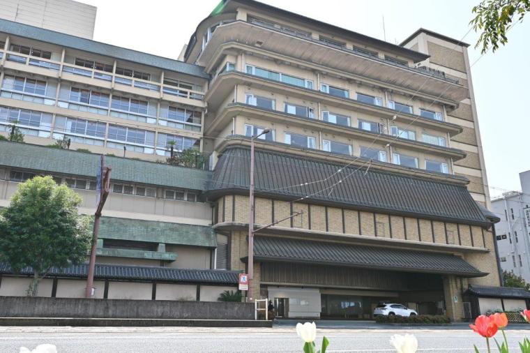 高知市上町「城西館」名門老舗旅館の展望露天風呂を日帰り入浴で