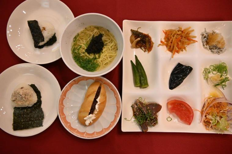 高知市大川筋の旅館「土佐御苑」日帰り入浴が早朝・深夜も楽しめる