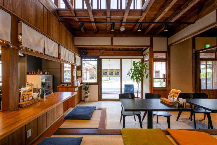 鳥取県に移住して身近になった「温泉」の存在。世代を越えてくつろげる、居心地の良さ抜群の温泉施設