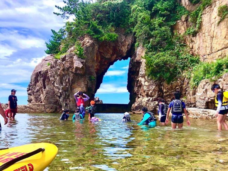鳥取県岩美町に海と自然を活かした新観光スポットが登場！オーシャンビューのカフェ＆ギャラリーがある海の家
