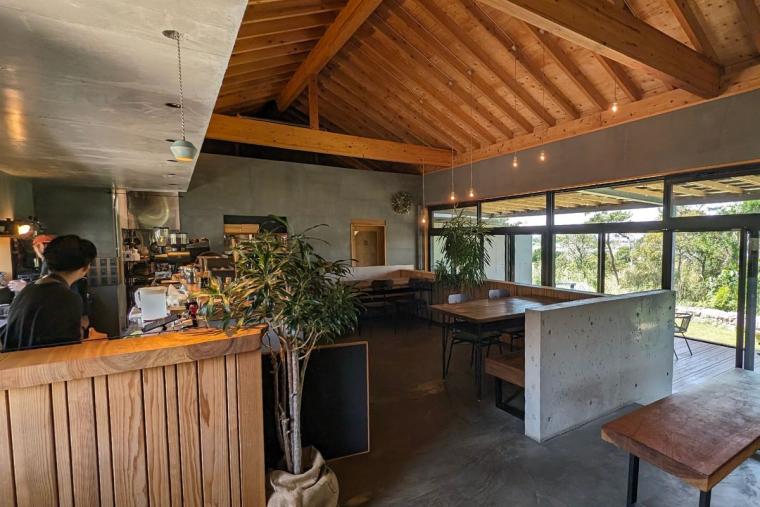 沖縄を味わい尽くす！2025 年沖縄グルメ店ランキング TOP30【地域別】地元ローカルも観光客も食欲を満たせる名店