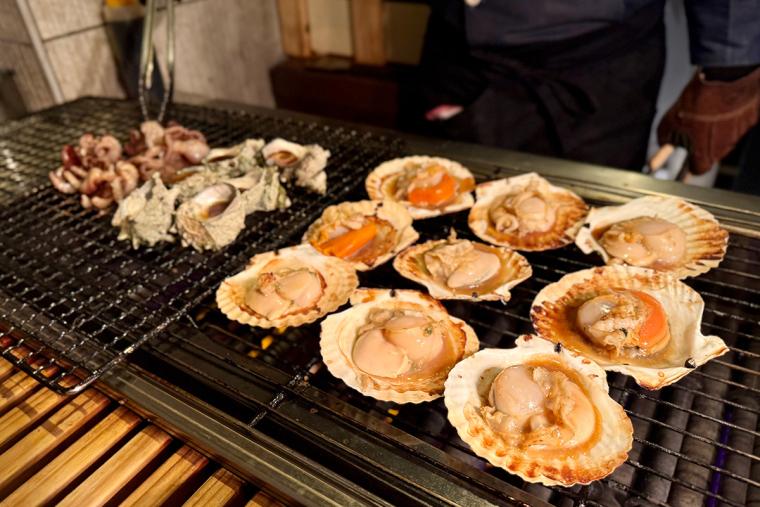 伊東温泉で新体験！超豪華ブッフェが話題の「伊東ホテルジュラク」でぜいたくステイ