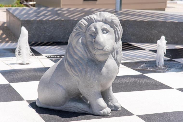 やなせライオン公園