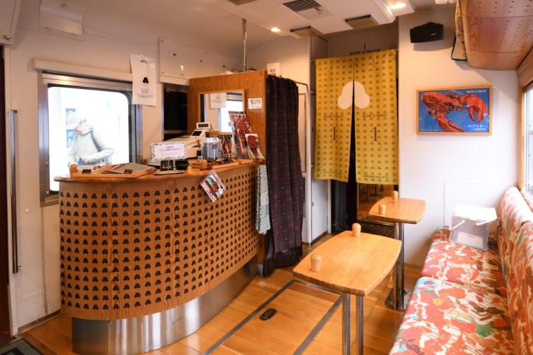 しなの鉄道観光列車「ろくもん」