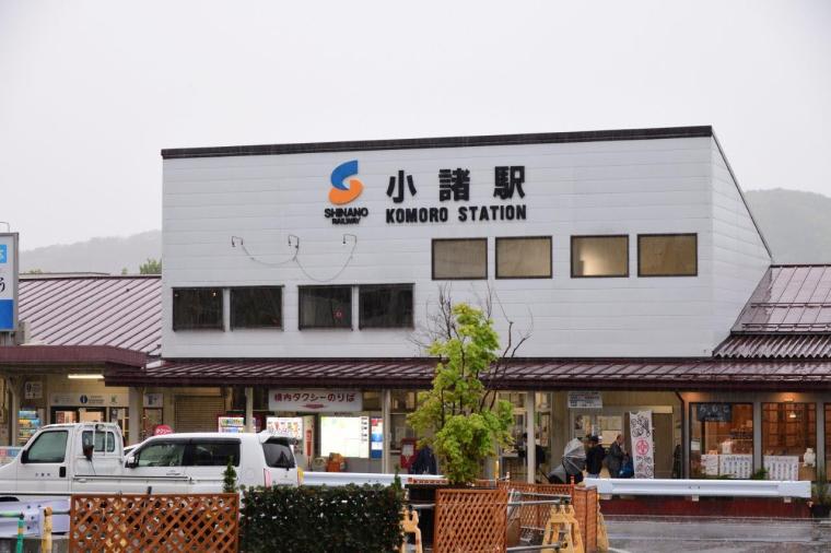 しなの鉄道観光列車「ろくもん」