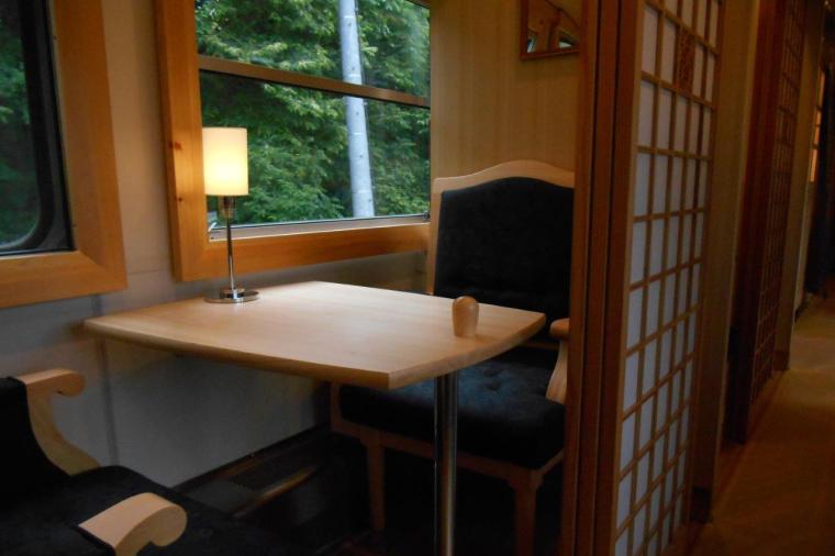 しなの鉄道観光列車「ろくもん」