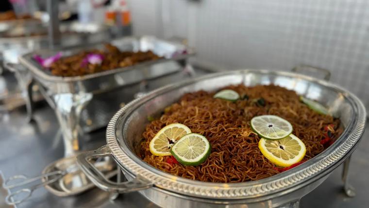 富山城見下ろすガーデンテラスで乾杯！【ANA クラウンプラザホテル富山 ビアガーデン】11 種類のビール＆パワフルなお肉とアジアンビュッフェ