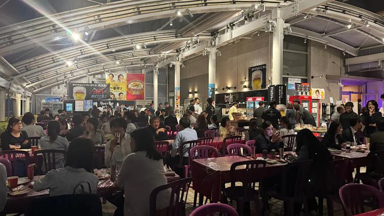 富山城見下ろすガーデンテラスで乾杯！【ANA クラウンプラザホテル富山 ビアガーデン】11 種類のビール＆パワフルなお肉とアジアンビュッフェ